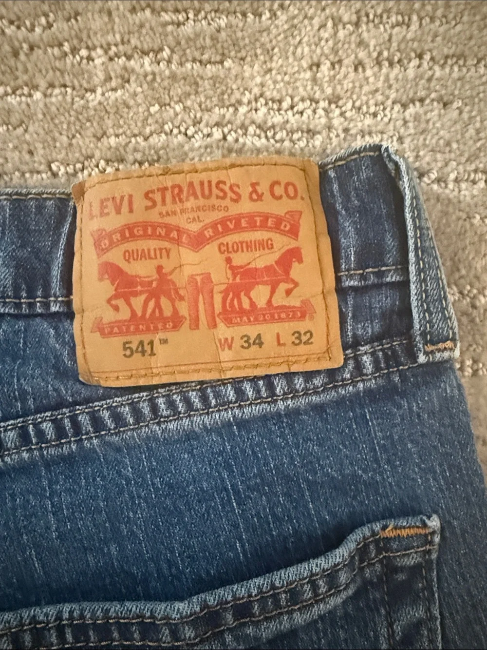Levi's Men's Denim Straight Jeans in Medium Blue